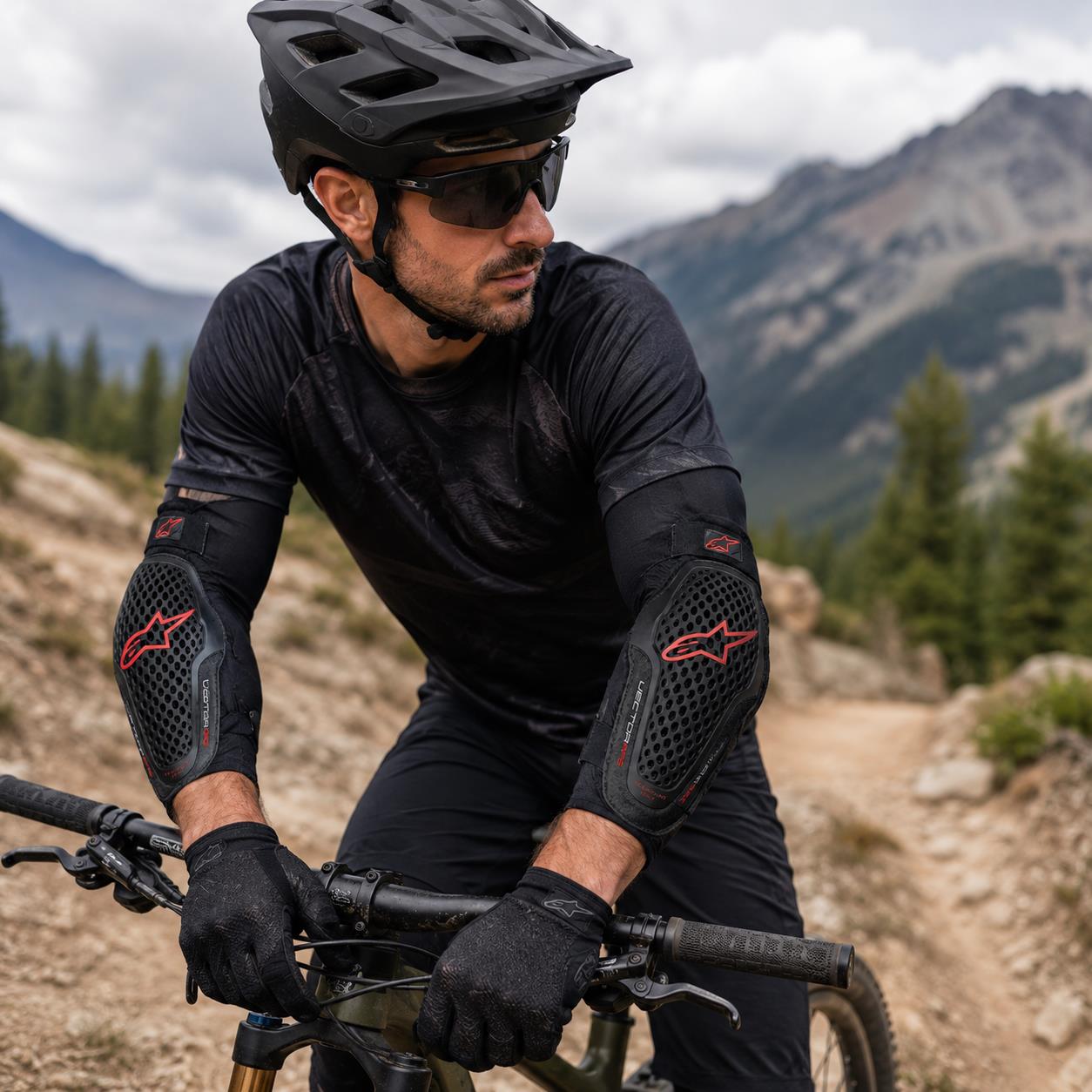 Vector Bicycle Elbow Protectors